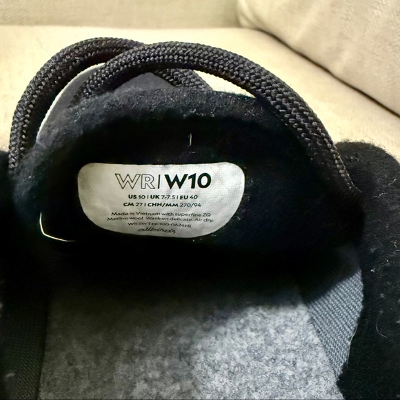 Allbirds Women's Wool Runners - Picture 4 of 4